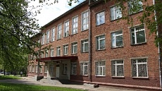 Входная группа Школа № 58.  Краева,  50